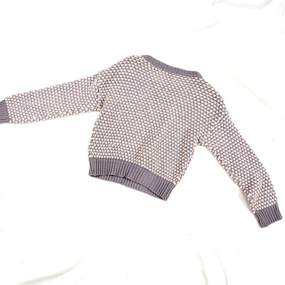 NWOT Adorable gray and white knit sweater - Picture 3 of 6